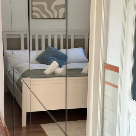 Appartement Salus Living - Wohnung-parkplatz-infrarotsauna-rhein - Bright Collection