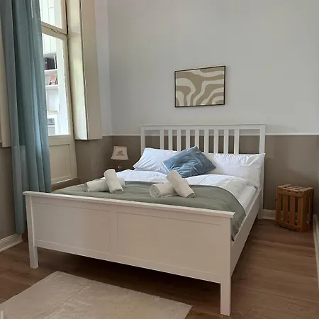 Salus Living - Wohnung-parkplatz-infrarotsauna-rhein - Bright Collection Appartement *